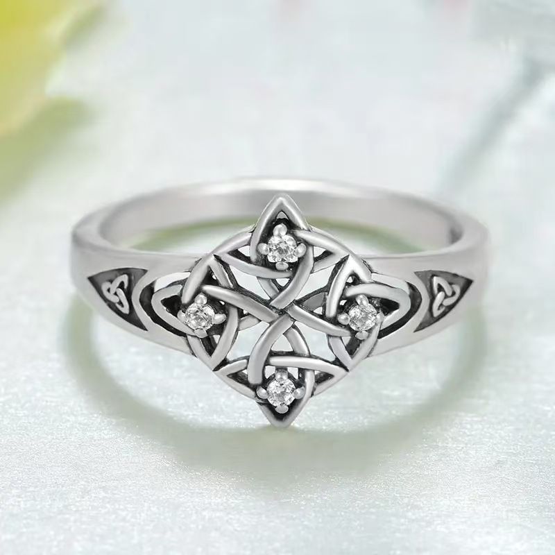 Massiver Retro Ring Aus Thai-silber Im Keltischen Punk-stil_voghion.com