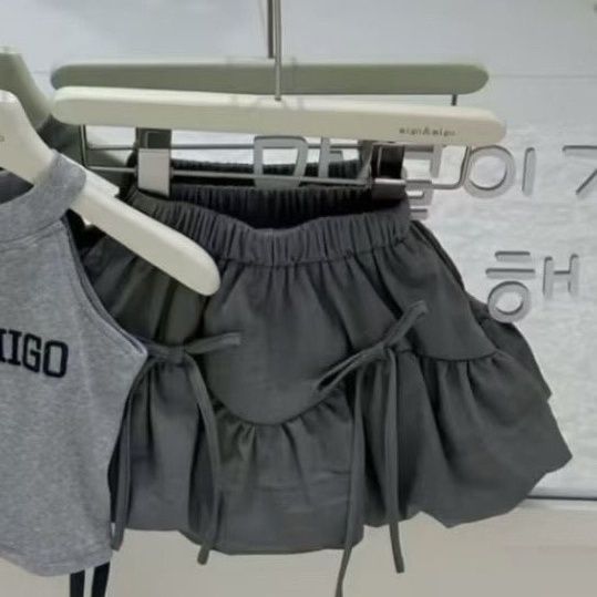 Completo bimba top scollo all'americana e gonna floreale estivo_voghion.com