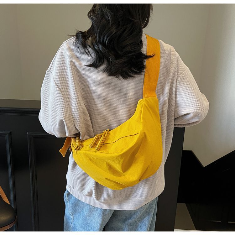 Fashionable Women's Large Capacity Crossbody Dumpling Shoulder Bag_voghion.com