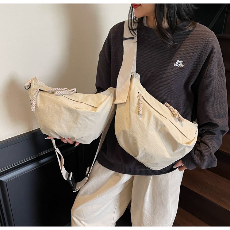 Fashionable Women's Large Capacity Crossbody Dumpling Shoulder Bag_voghion.com