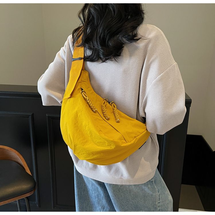 Fashionable Women's Large Capacity Crossbody Dumpling Shoulder Bag_voghion.com