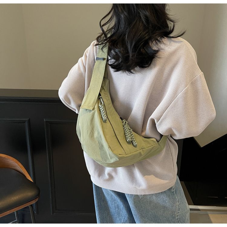 Fashionable Women's Large Capacity Crossbody Dumpling Shoulder Bag_voghion.com