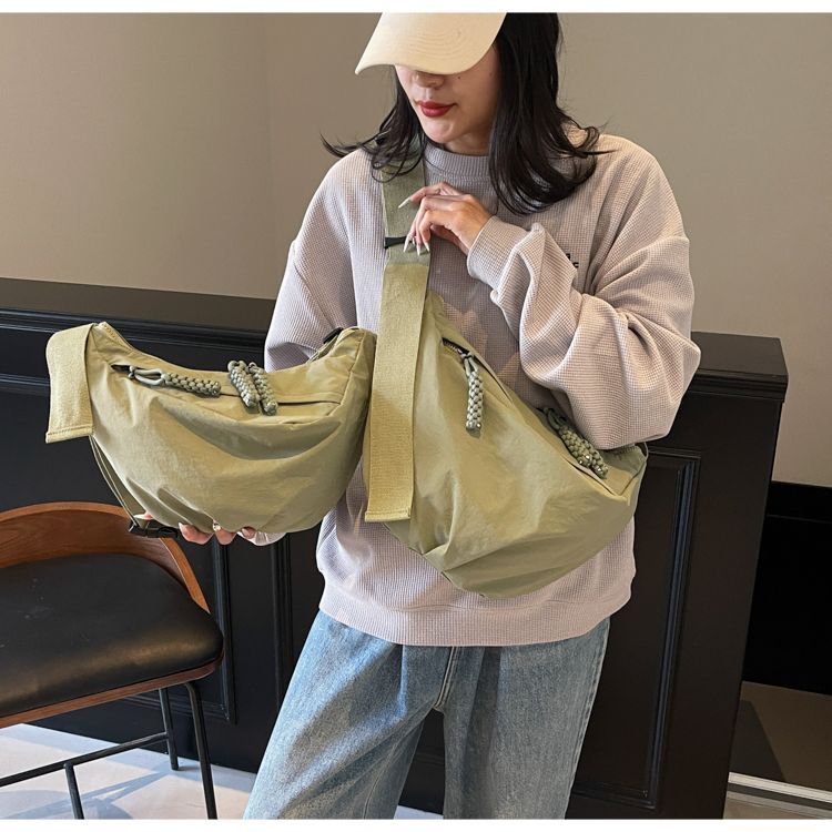 Fashionable Women's Large Capacity Crossbody Dumpling Shoulder Bag_voghion.com