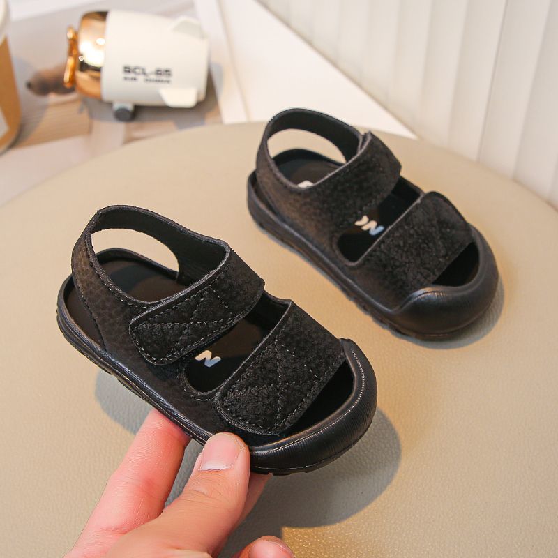 Sandálias fechadas para bebé com proteção anticolisão verão_voghion.com