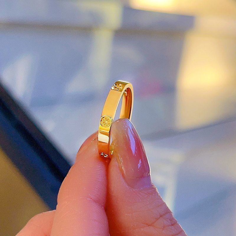 Designer Rice Shaped Ring For Women High End Diamond Threaded Band_voghion.com