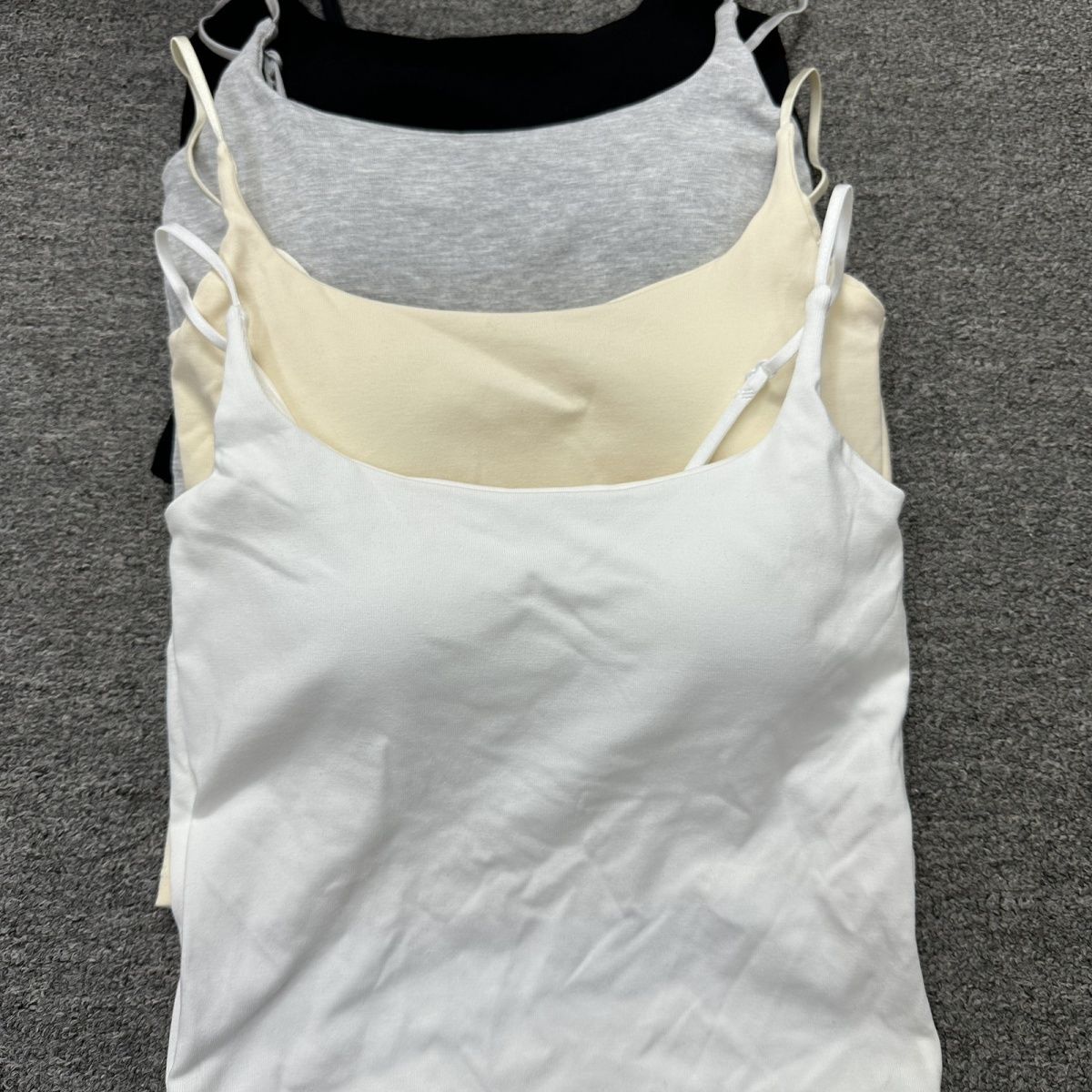 爆款原版品质!小揪揪吊带内搭外穿固定杯薄杯吊带简约薄杯时尚