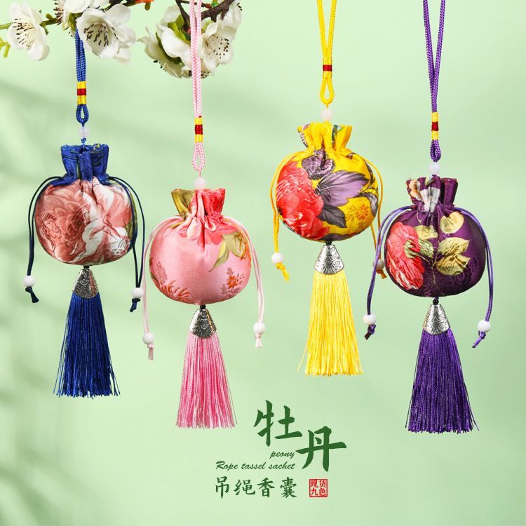 端午艾草香囊驱蚊防虫挂件车内家用衣柜悬挂安神助眠香包节日礼物