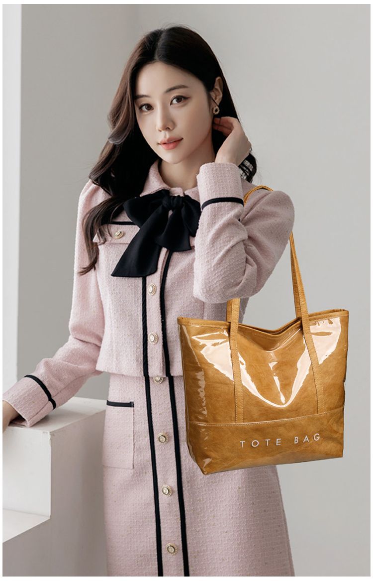 Exquisite Transparent Tote Bag In Dupont Paper Large Capacity_voghion.com