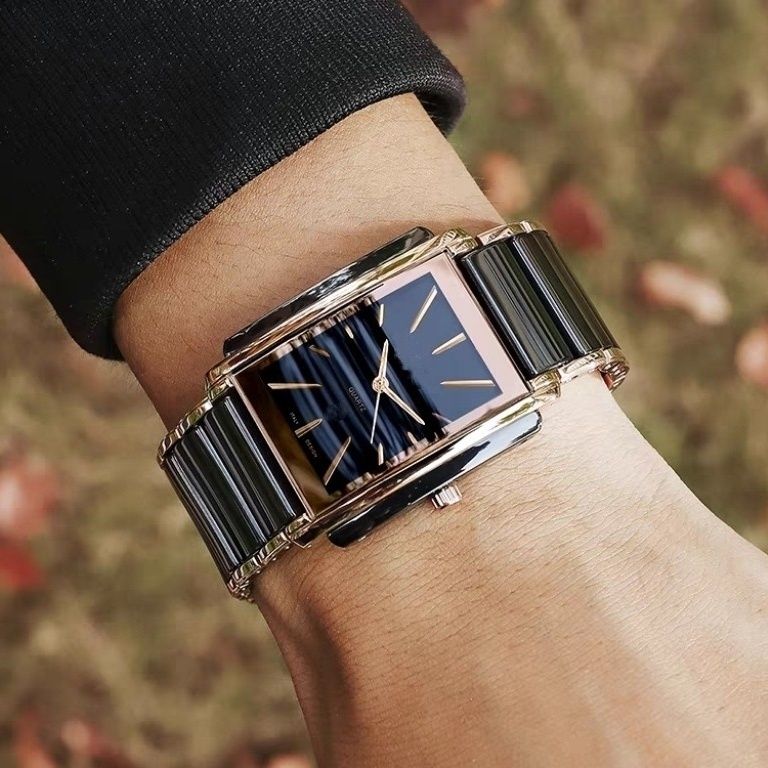 Elegant Men's Quartz Watch With Premium Strap In Korean Style_voghion.com