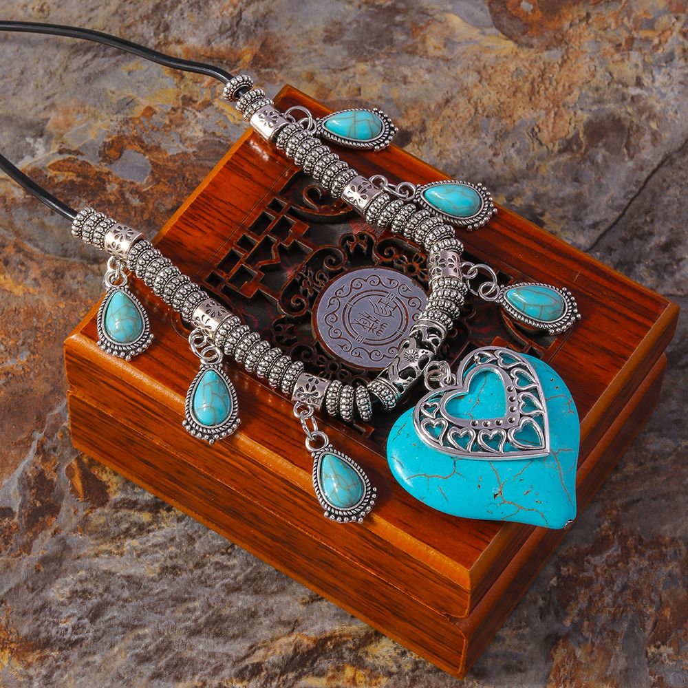 Modetrend Retro Türkis Liebe Halskette Neue Wassertropfen Anhänger Schlüsselbein Kette Halskette_voghion.com