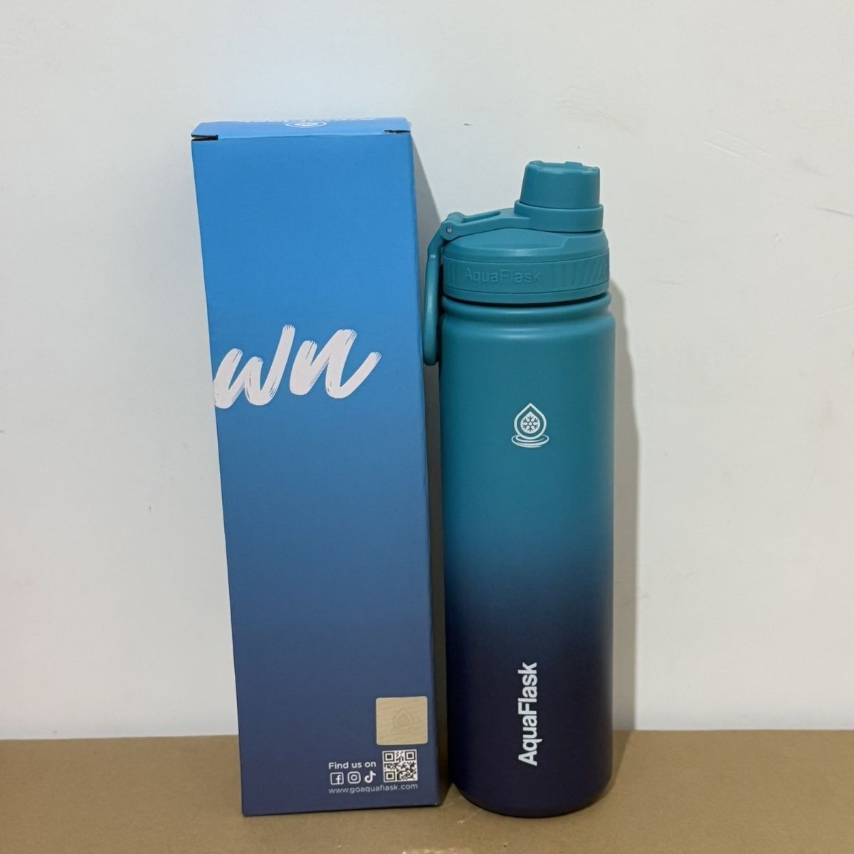 AquaFlask Borraccia portatile in acciaio inossidabile 304, stile americano, isolamento da 8 a 12 ore, colori multipli_voghion.com