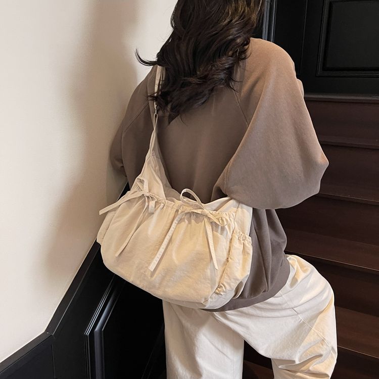 Nouveau sac bandoulière léger et polyvalent en nylon avec cordon de serrage, sac à bandoulière plissé, grand cabas, style décontracté_voghion.com