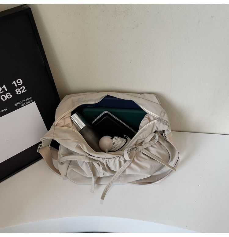 Nouveau sac bandoulière léger et polyvalent en nylon avec cordon de serrage, sac à bandoulière plissé, grand cabas, style décontracté_voghion.com
