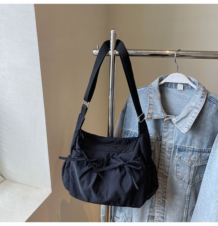Nouveau sac bandoulière léger et polyvalent en nylon avec cordon de serrage, sac à bandoulière plissé, grand cabas, style décontracté_voghion.com