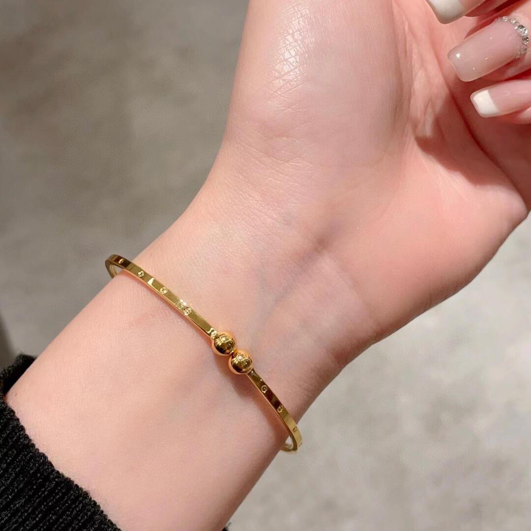 [Plain Pattern Bangle] New Niche Smooth Plain Bangle Bracelet For Women, Versatile, Light Luxury, Simple, Elegant, And_voghion.com