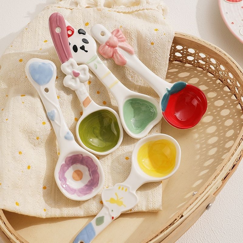 卡通ins陶瓷勺子 釉下彩可爱少女心甜品勺汤匙勺手绘吃饭勺小汤勺