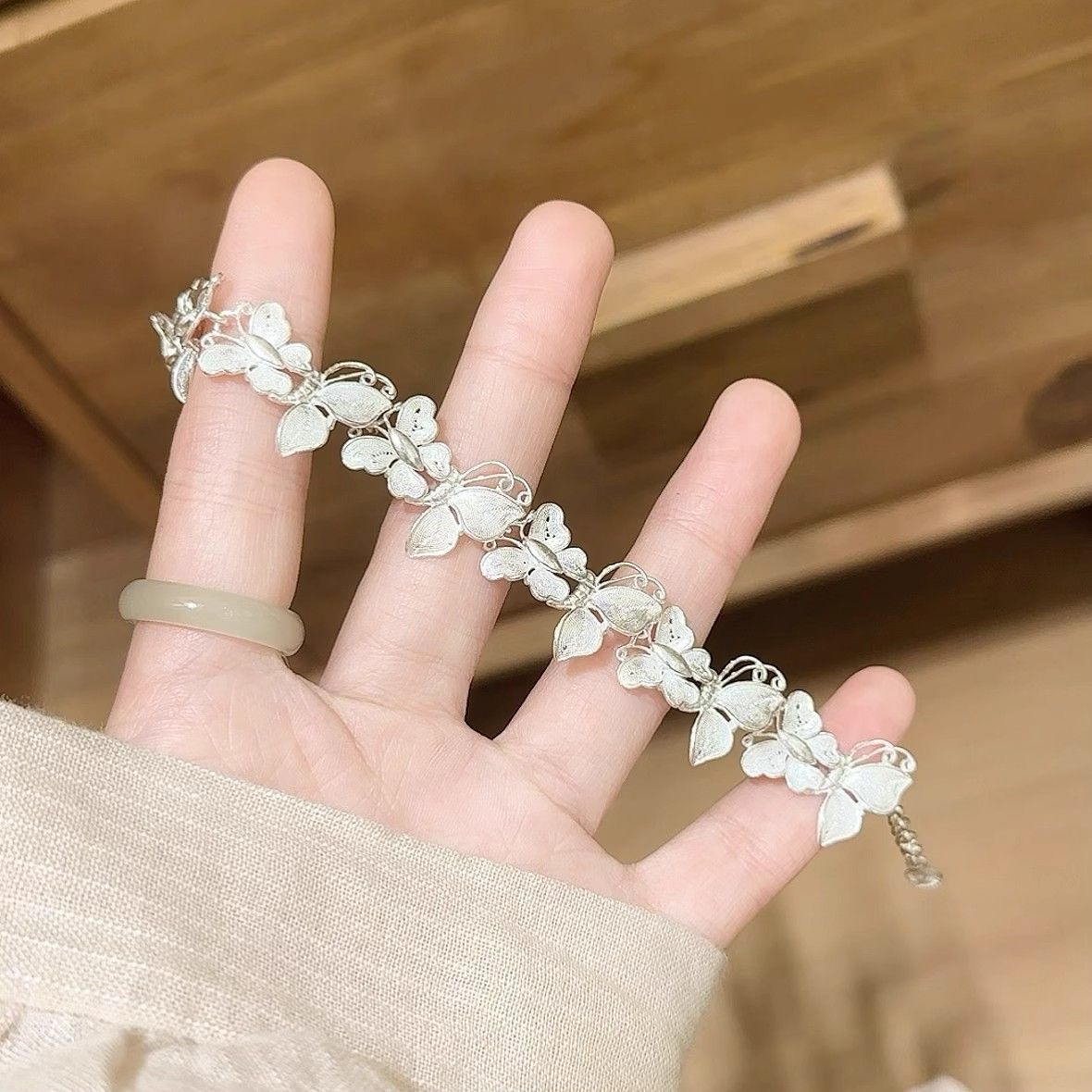 Vintage Butterfly Chain Bracelet Handcrafted For Her_voghion.com