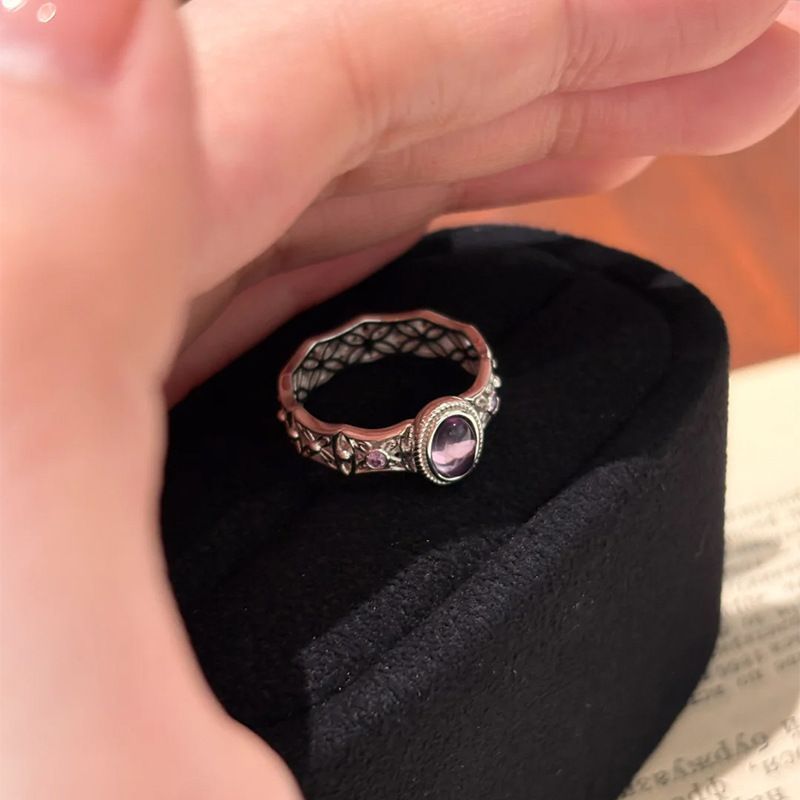 Amethyst Cabochon Ring Sterling Silver Luxury Designer Ring_voghion.com