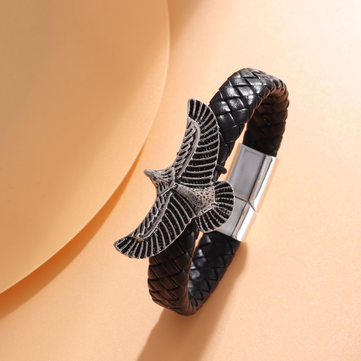 Beliebt auf europäisch-amerikanischen grenzüberschreitenden E-Commerce-Plattformen: Einzigartiges gewebtes Unisex-Armband für Herren, offenes Vintage-Armband,_voghion.com