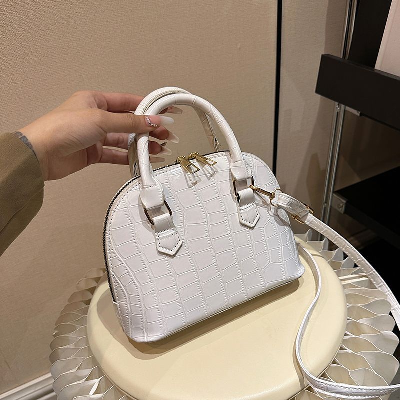 2025 Summer Hot-Selling For Mothers, Niche Ins Style Shoulder, Crossbody, Handbag, Crocodile And Shell Design Fashion_voghion.com
