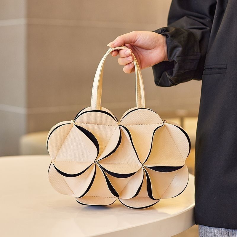 Cross-border Floral Trend Crossbody Bag, 2025 Niche New High-end Shoulder Handbag With Patchwork Design_voghion.com