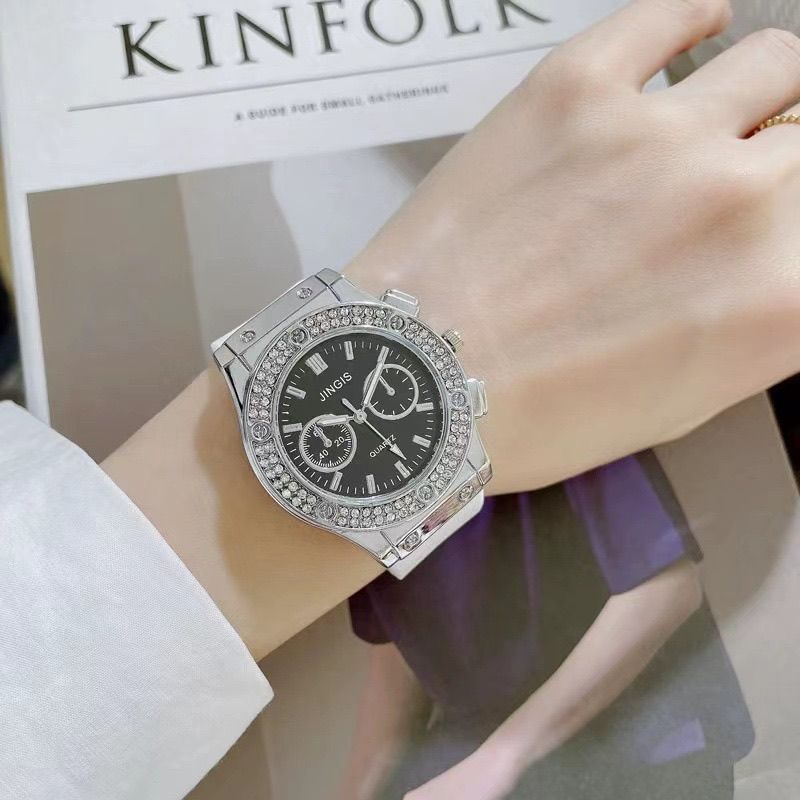 Luxurious Women's Couple Watch With Starry Dial And Silicone Strap_voghion.com