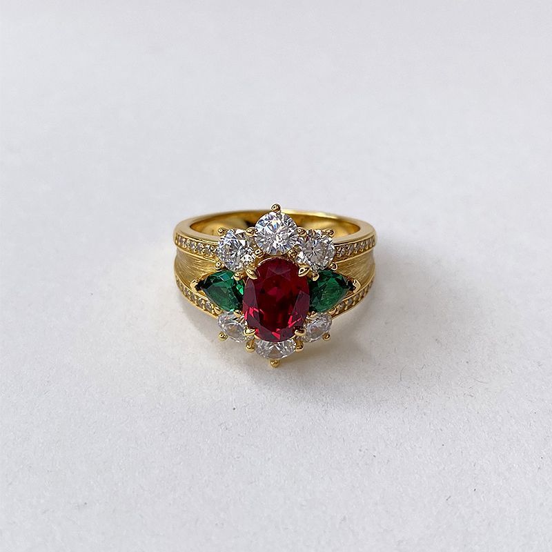 Light Luxury Gold Handcrafted Brushed Emerald Ruby Ring, Offering A Sense Of High-end Luxury, Unique And Niche Designer_voghion.com