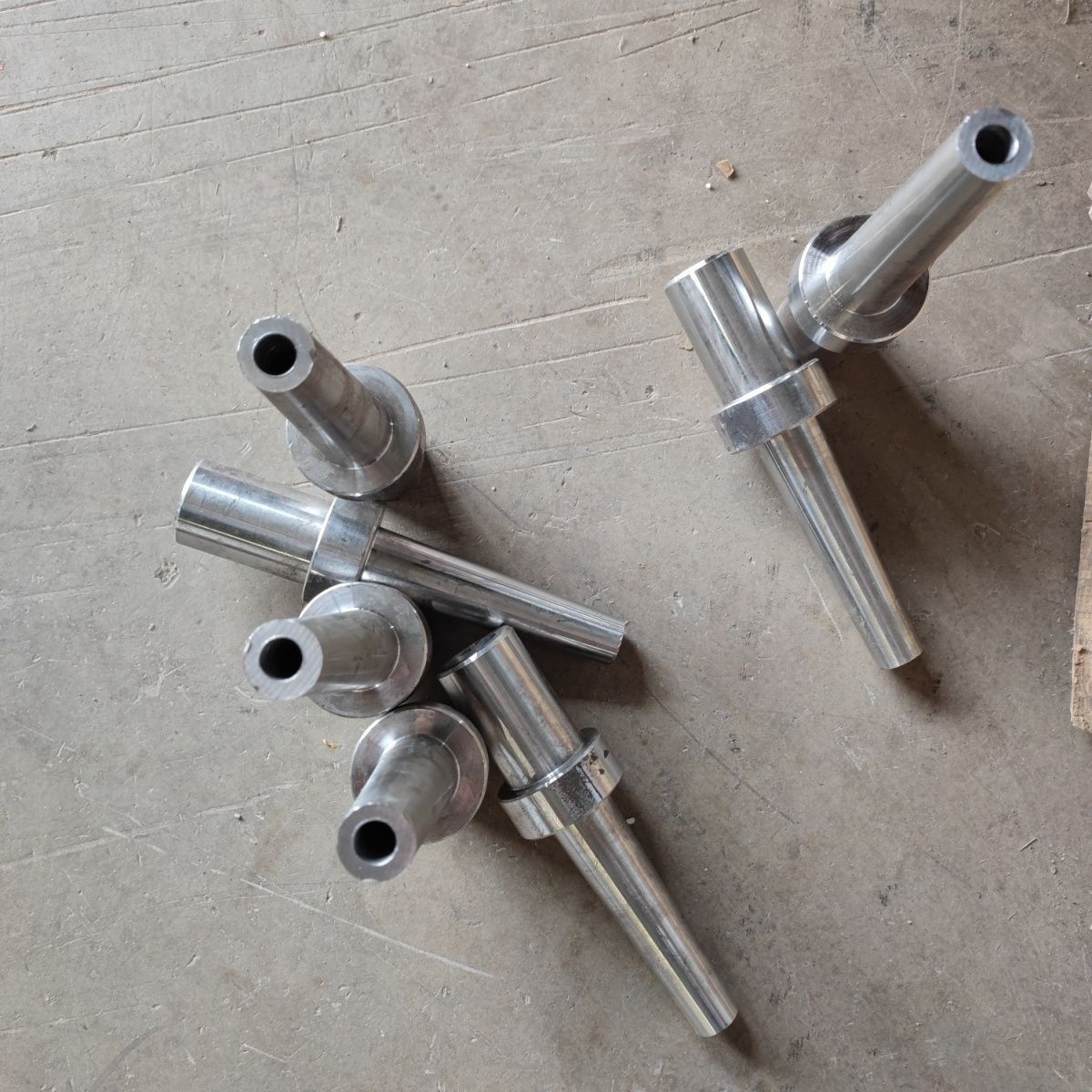 矿用优质管缝锚杆锤风钻注水孔推进器厂家直销矿用锚杆334043