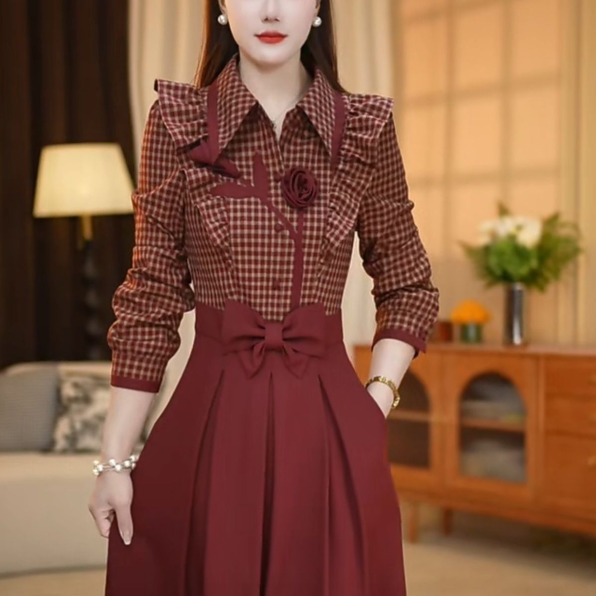 新款2025秋季高级感时尚洋气收腰显瘦假两件西装领休闲简约连衣裙【8天内发货】