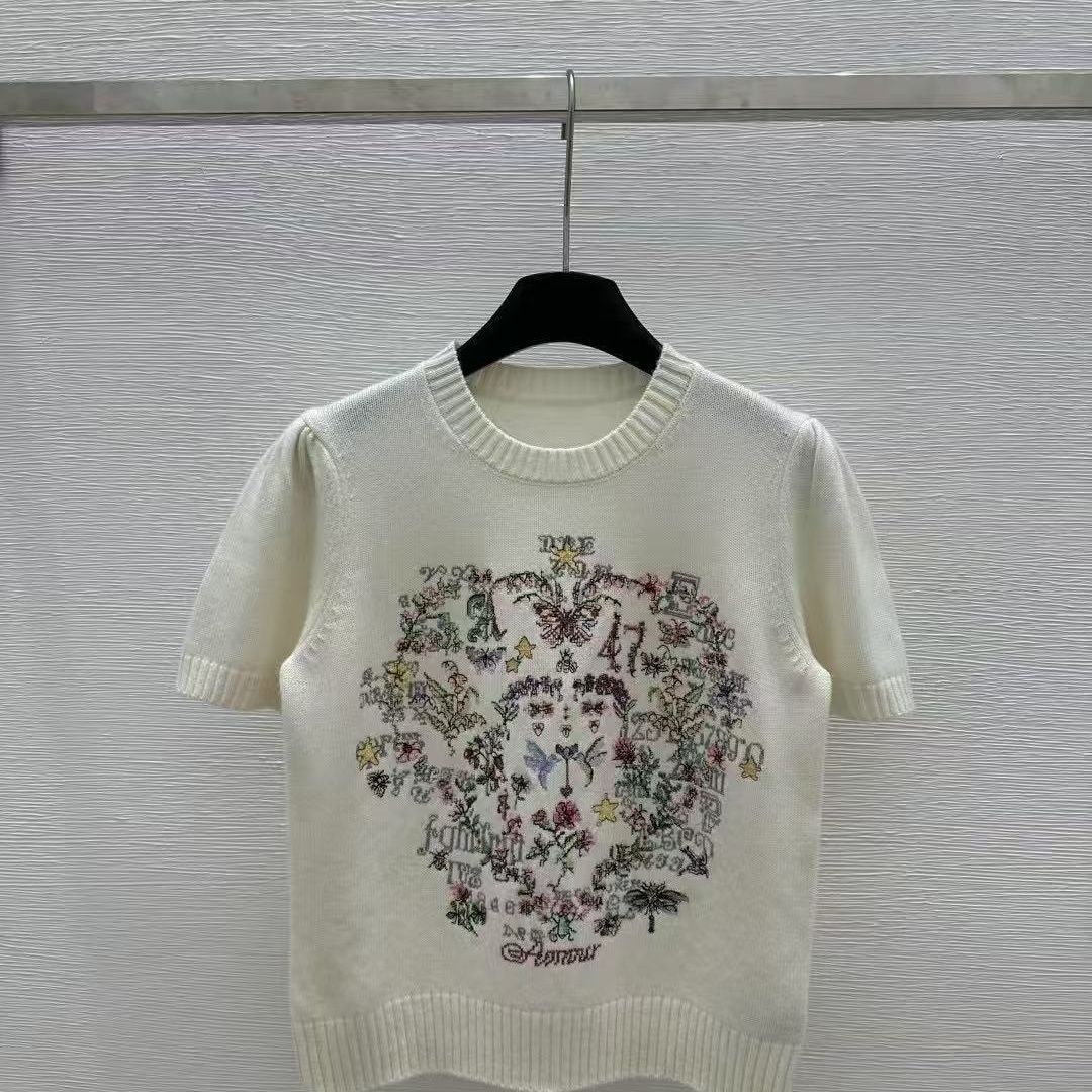 Exquisitely Designed Floral Short-sleeve Knit 2026 Embroidered Summer New Round-neck Top With An Elegant Touch_ecoleips.com