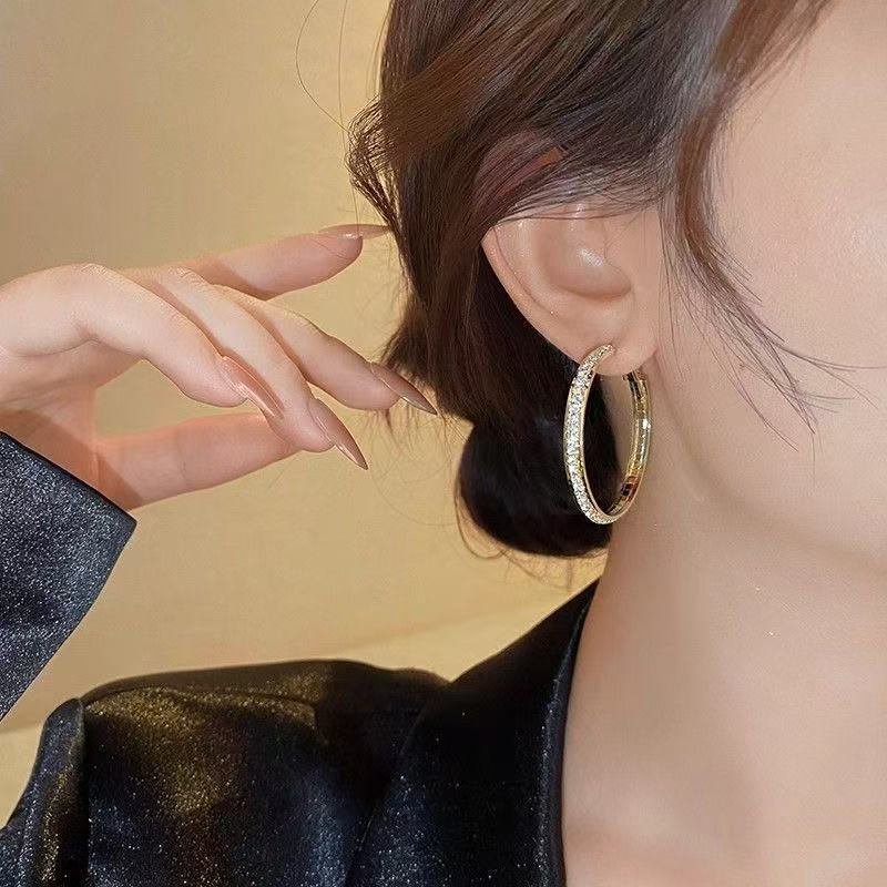 Exquisite Micro-inlaid Hoop Earrings Minimalist Shiny Jewelry_voghion.com