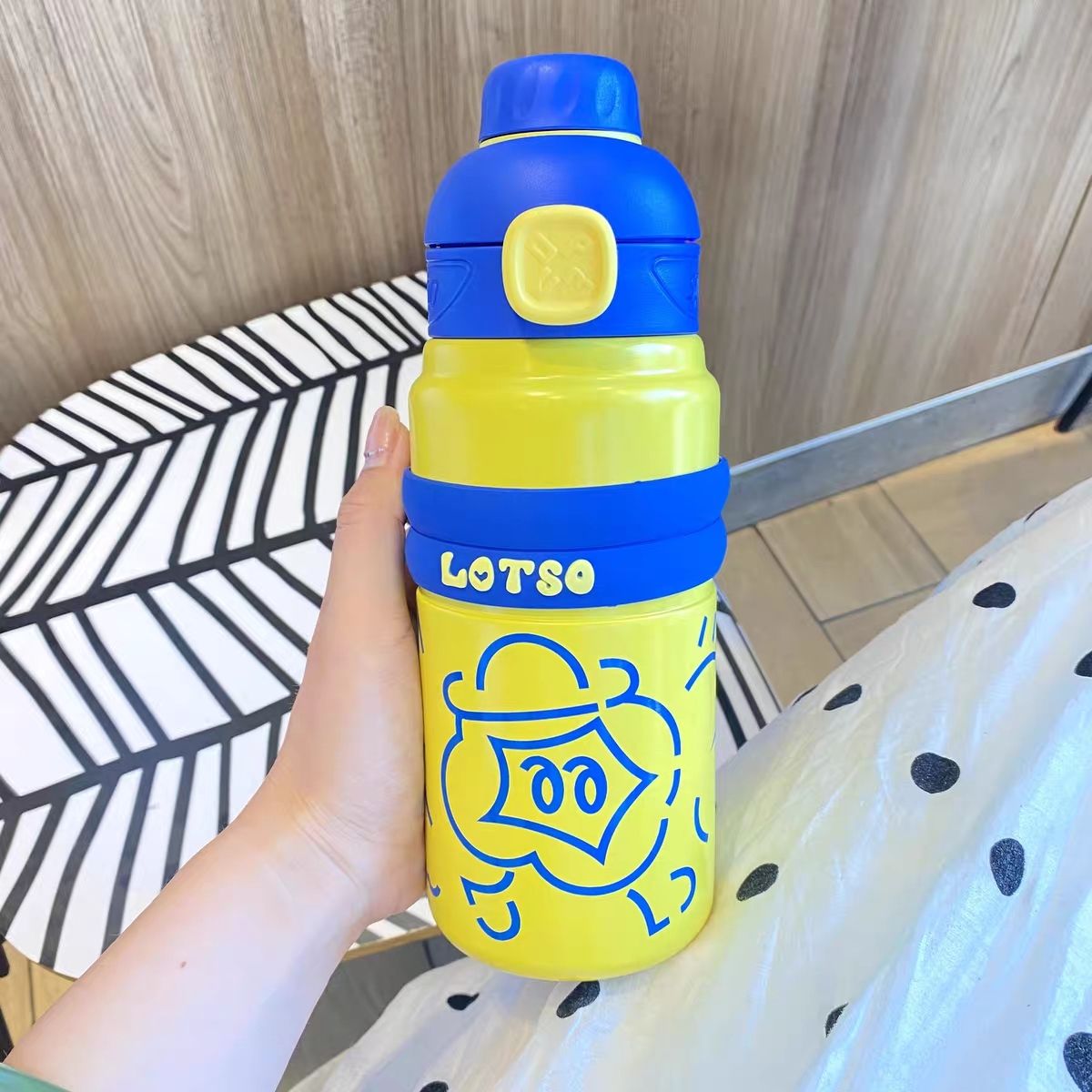 运动水杯双饮保温杯316不锈钢高颜值学生吸管大容量杯子便携