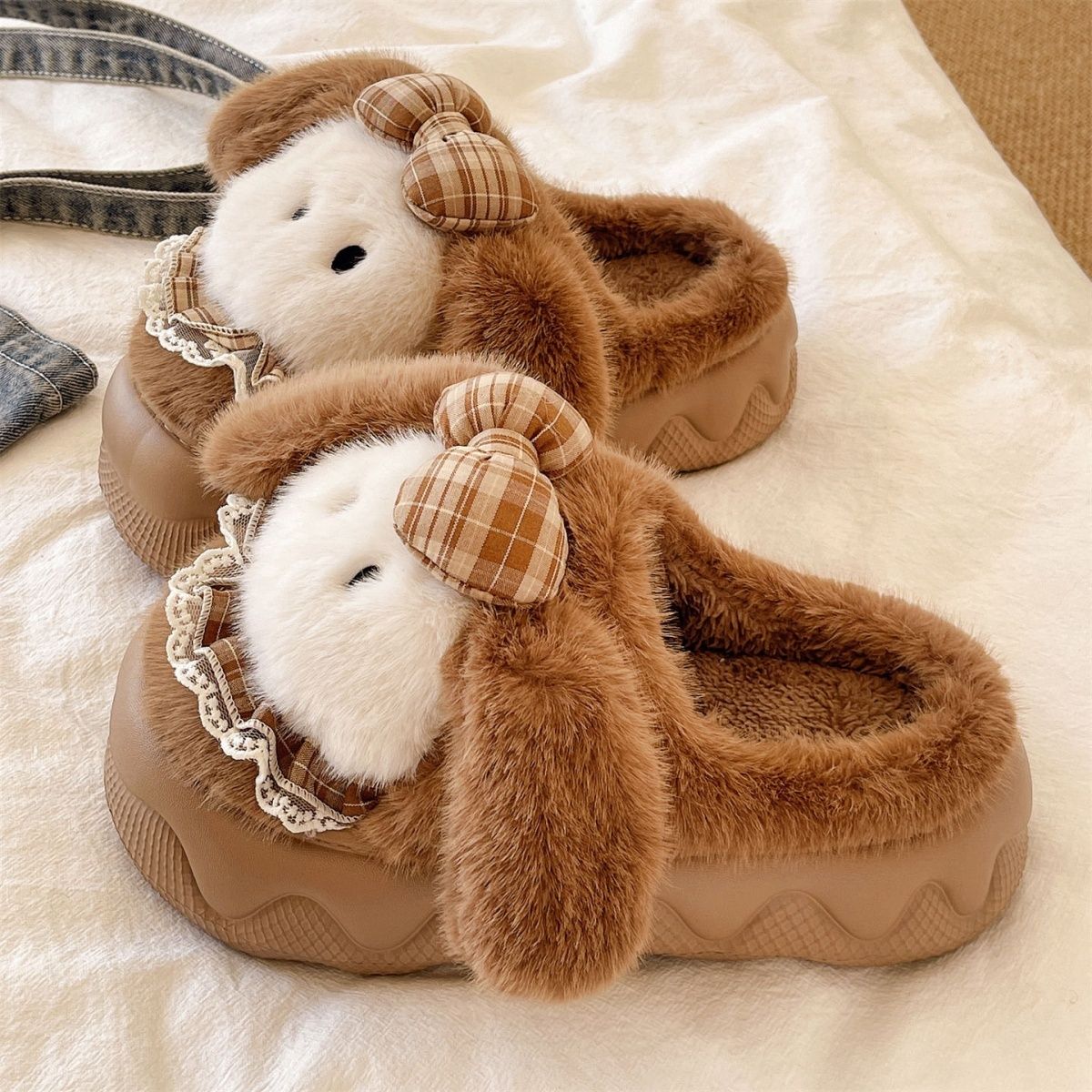 可爱狗狗棉拖鞋女2025冬季新款外穿厚底防滑室内家居保暖毛毛拖鞋