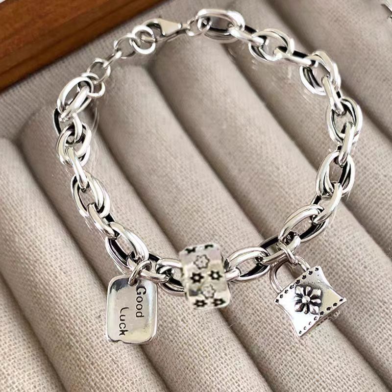 Vintage-Armband mit floralem Verschluss und sechseckigem Stern, koreanisches Nischendesign, hochwertiger minimalistischer Partnerschmuck, süß und_voghion.com