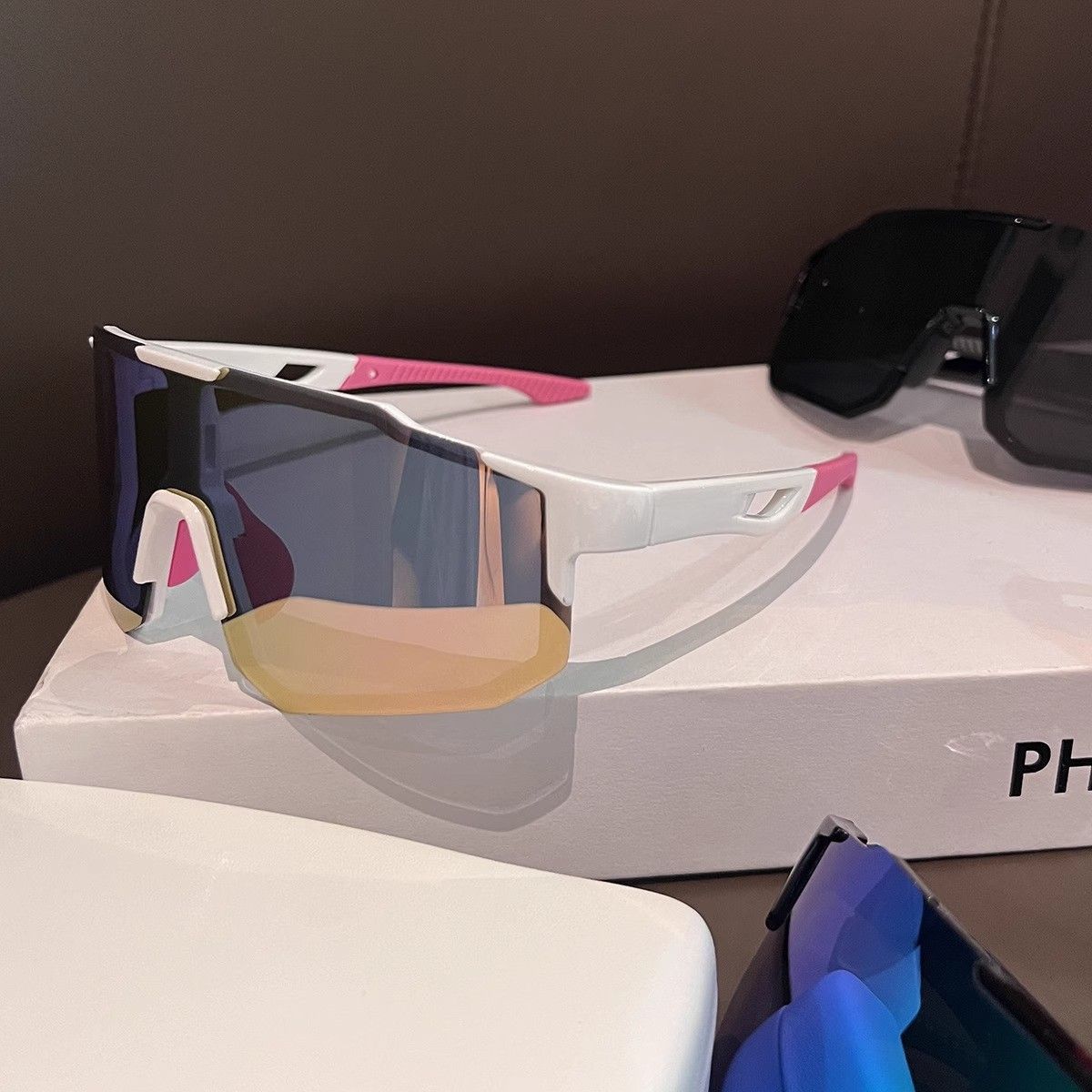 Futuristic Functional Style Cycling Windproof For Men Women, Trendy Outdoor Mountain Climbing And Skiing Colorful_voghion.com
