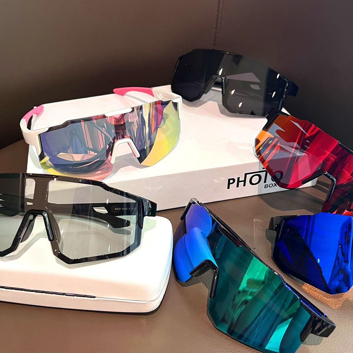Futuristic Windproof Cycling Glasses For Outdoor Hiking And Skiing_voghion.com