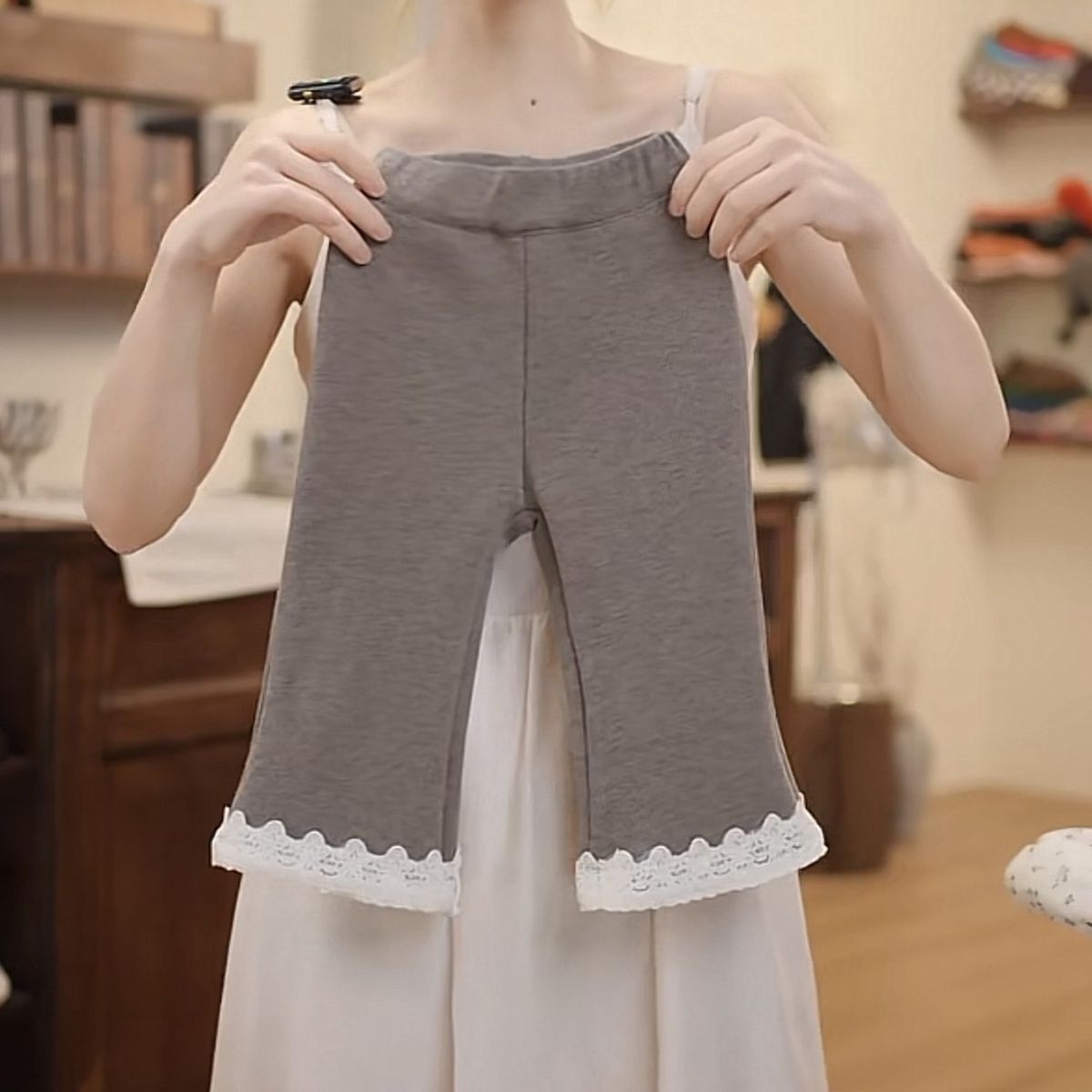 Completo invernale per bambine 2025, nuovo set composto da un grazioso cappotto in cotone e leggings foderati in pile, composto da due pezzi._voghion.com