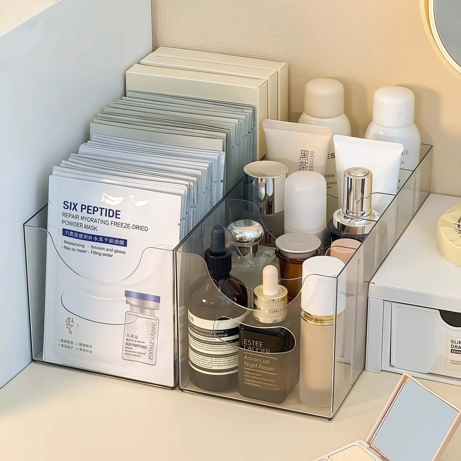 面膜收纳盒梳妆台透明分格盒桌面化妆品大容量护肤品置物架