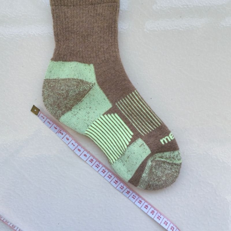 Merino Wool Hiking Socks Warm Mid-calf Thermal Ski Socks Winter_voghion.com