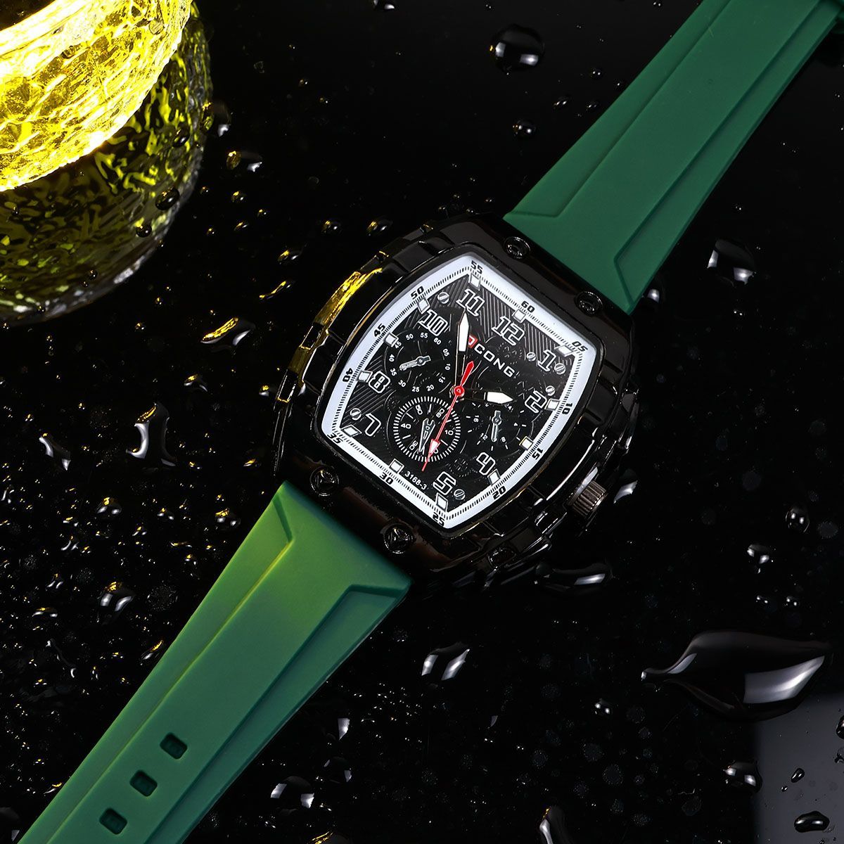 Unique Men's Quartz Watch With Large Dial And Silicone Barrel Case_voghion.com