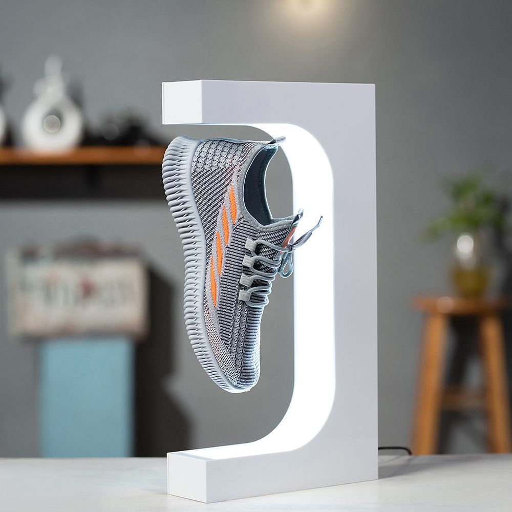 Expositor de levitación magnética para zapatillas y tacones_voghion.com