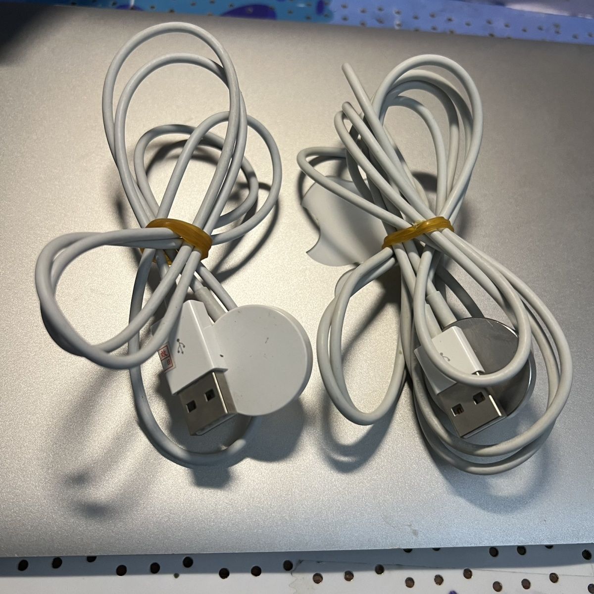 苹果手表二手磁吸充电器USB接口慢充每个都有序列号