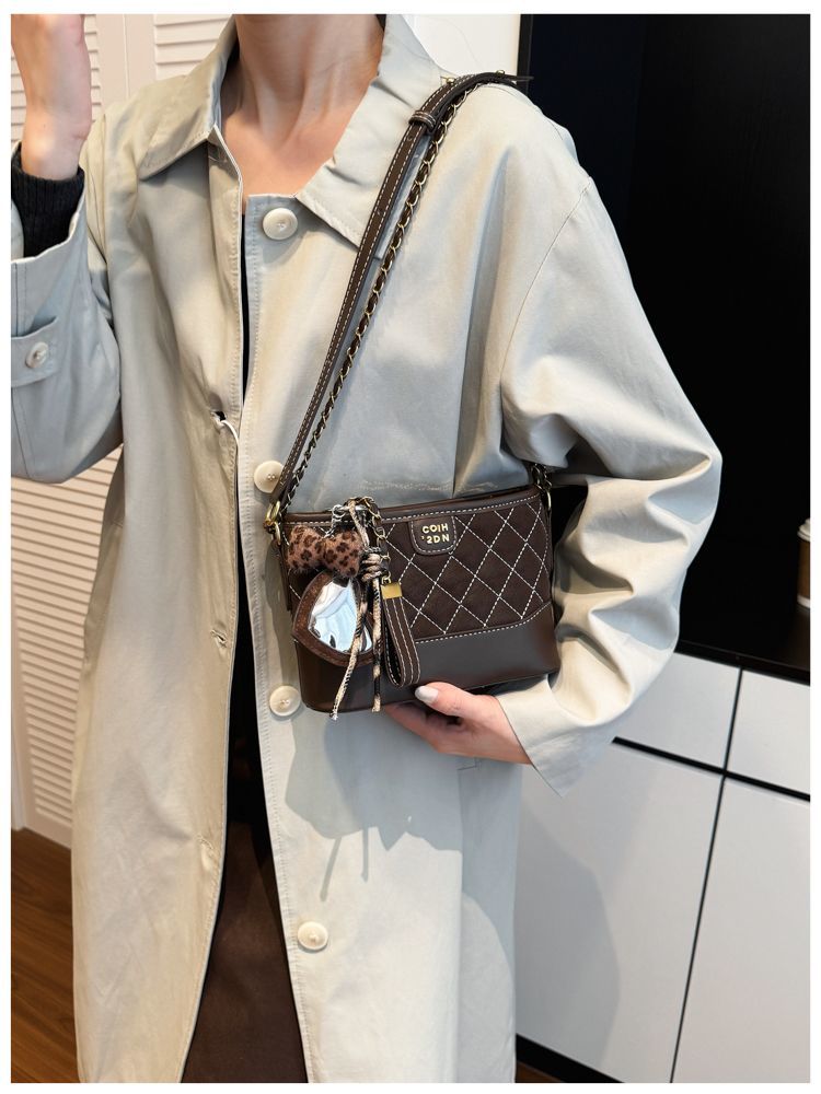 Woven Diamond Pattern Bucket Bag Elegant Shoulder Crossbody Handbag_voghion.com