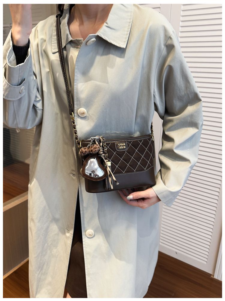 Woven Diamond Pattern Bucket Bag Elegant Shoulder Crossbody Handbag_voghion.com