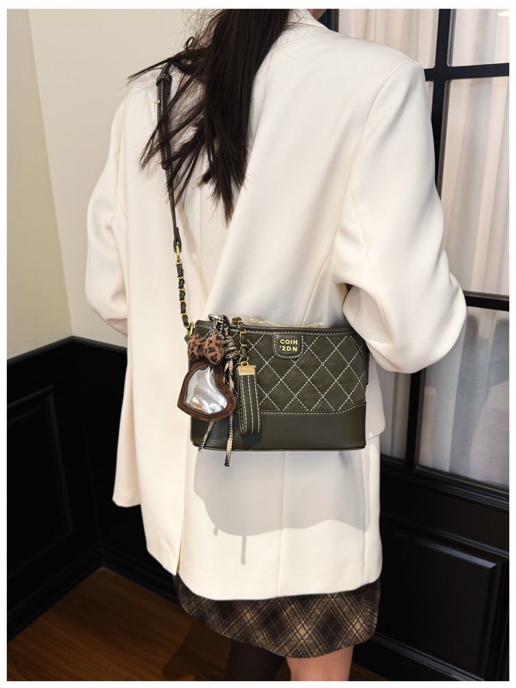 Woven Diamond Pattern Bucket Bag Elegant Shoulder Crossbody Handbag_voghion.com