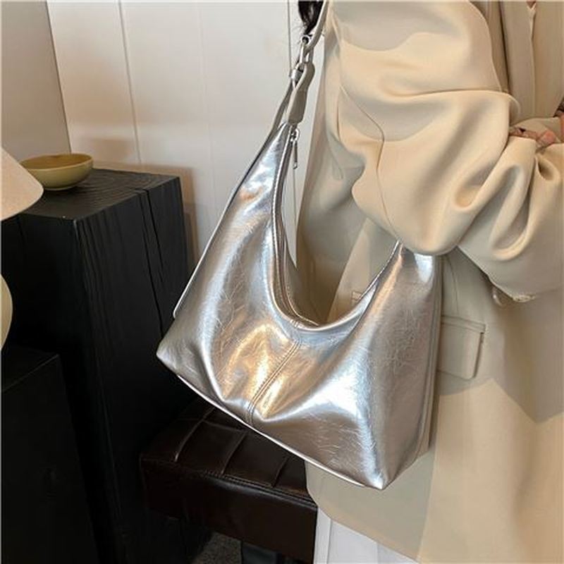 New Summer High-end Bag, Versatile Stylish, Large Capacity, Fashionable And Simple, Niche Single-shoulder Crossbody Bag_voghion.com