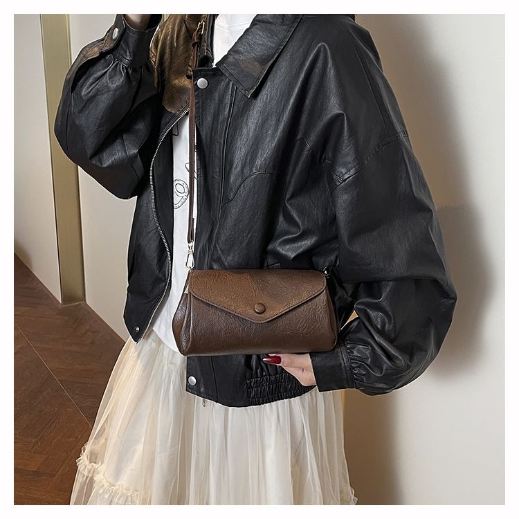 Versatile Leather Crossbody Bag, Casual Cylinder Shoulder Bag_voghion.com