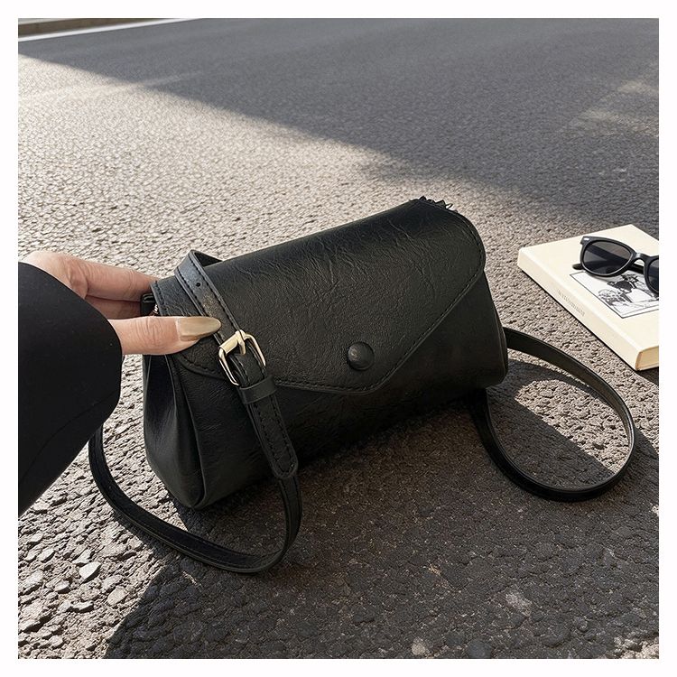 Versatile Leather Crossbody Bag, Casual Cylinder Shoulder Bag_voghion.com