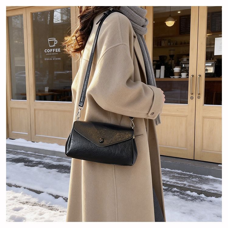Versatile Leather Crossbody Bag, Casual Cylinder Shoulder Bag_voghion.com