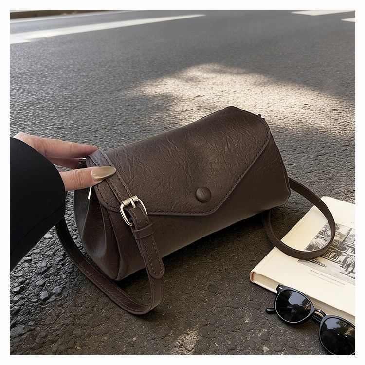 Versatile Leather Crossbody Bag, Casual Cylinder Shoulder Bag_voghion.com
